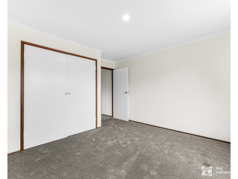 3/4 Walter Street, Cranbourne VIC 3977
