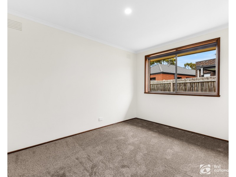 3/4 Walter Street, Cranbourne VIC 3977