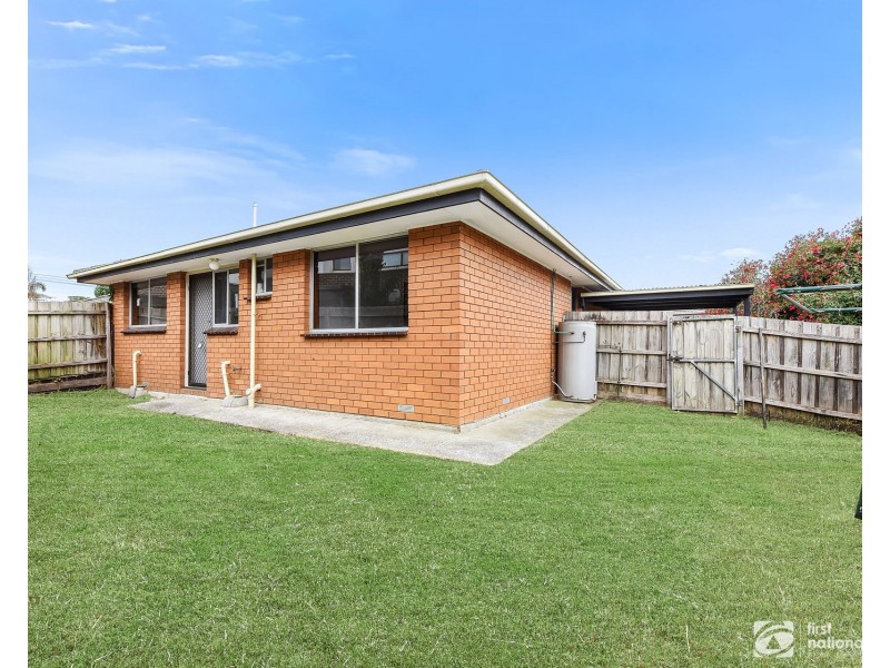 3/4 Walter Street, Cranbourne VIC 3977