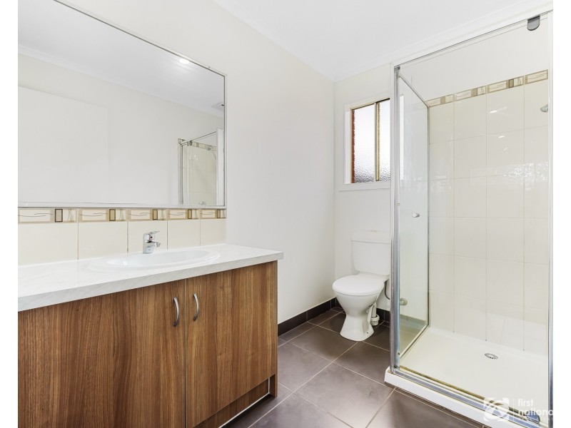 20 Broadstone Way, Cranbourne VIC 3977