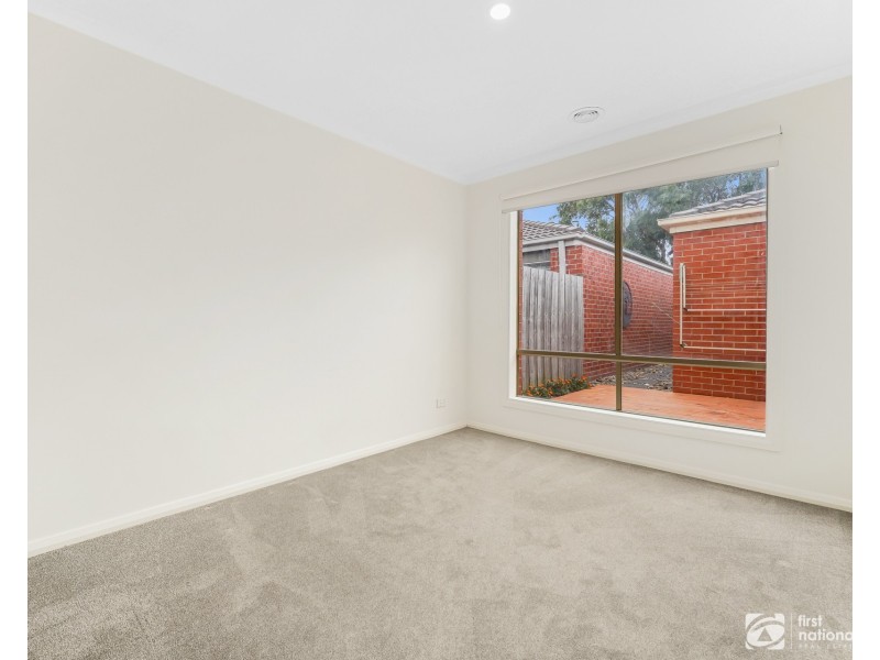 20 Broadstone Way, Cranbourne VIC 3977