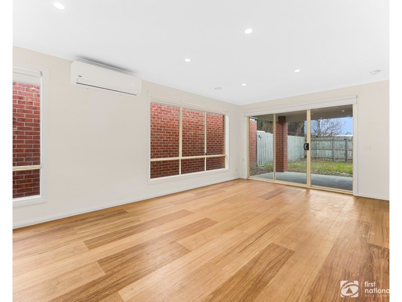 20 Broadstone Way, Cranbourne VIC 3977