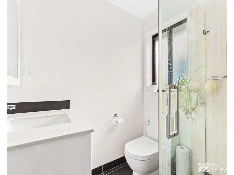 11 Manisa Place, Cranbourne West VIC 3977