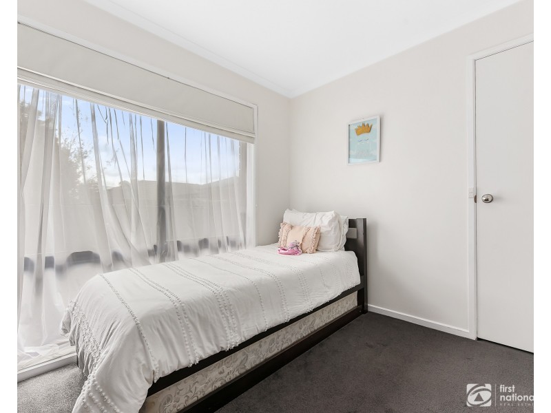 11 Manisa Place, Cranbourne West VIC 3977