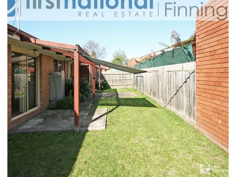 3/37 Lyall Street, Cranbourne VIC 3977