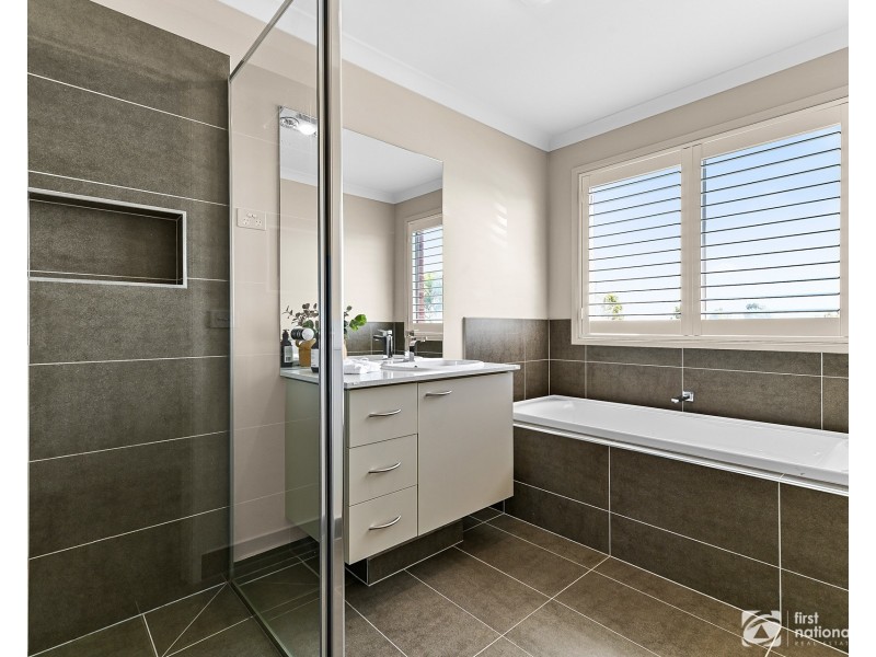 No. 44 Karabair Street, Clyde North VIC 3978