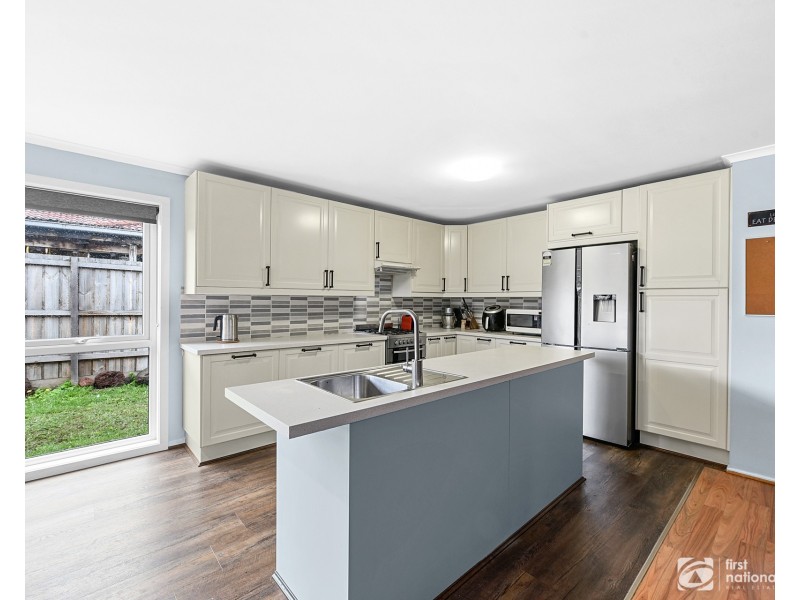 9 Furze Court, Cranbourne West VIC 3977