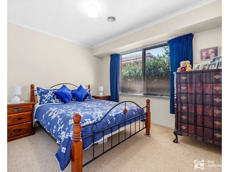 6 Bianco Court, Cranbourne North VIC 3977
