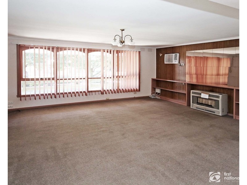 12 Roma Avenue, Cranbourne VIC 3977
