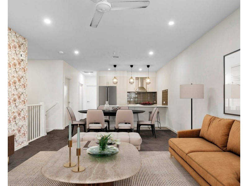 6 Coral, Cranbourne West VIC 3977