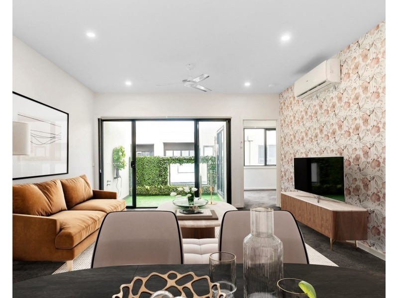 6 Coral, Cranbourne West VIC 3977