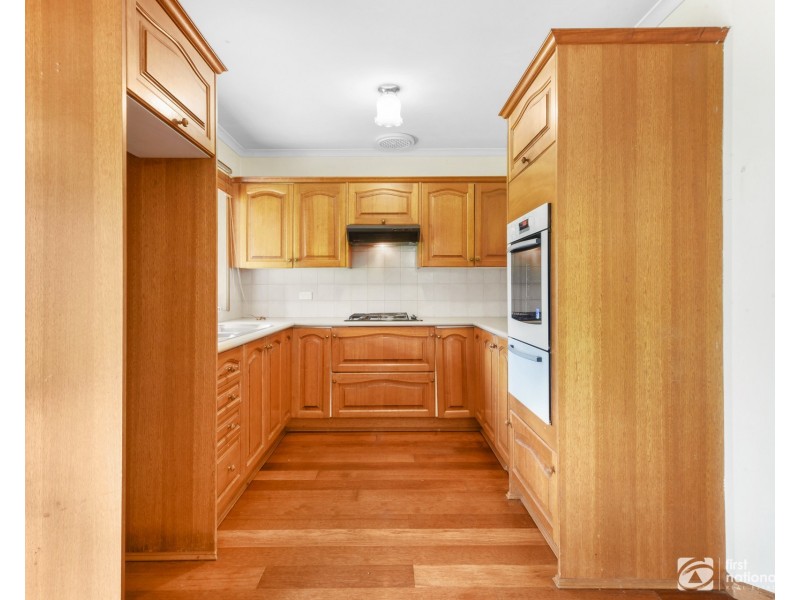 7 Heywood Crescent, Cranbourne North VIC 3977