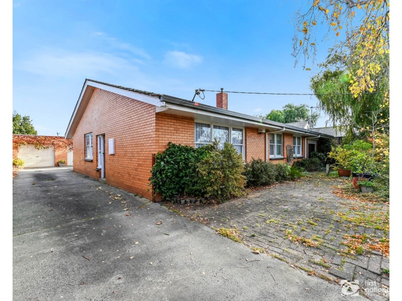 14  Station Street, Cranbourne VIC 3977