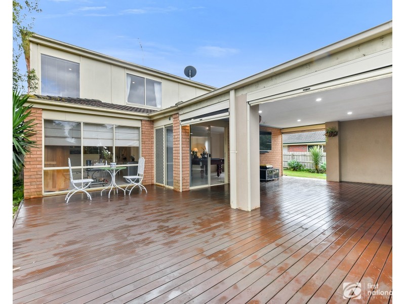 45 Robinswood Parade, Narre Warren South VIC 3805