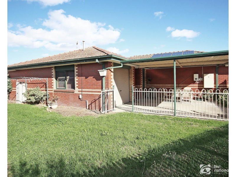 26 Stirling Avenue, Cranbourne North VIC 3977