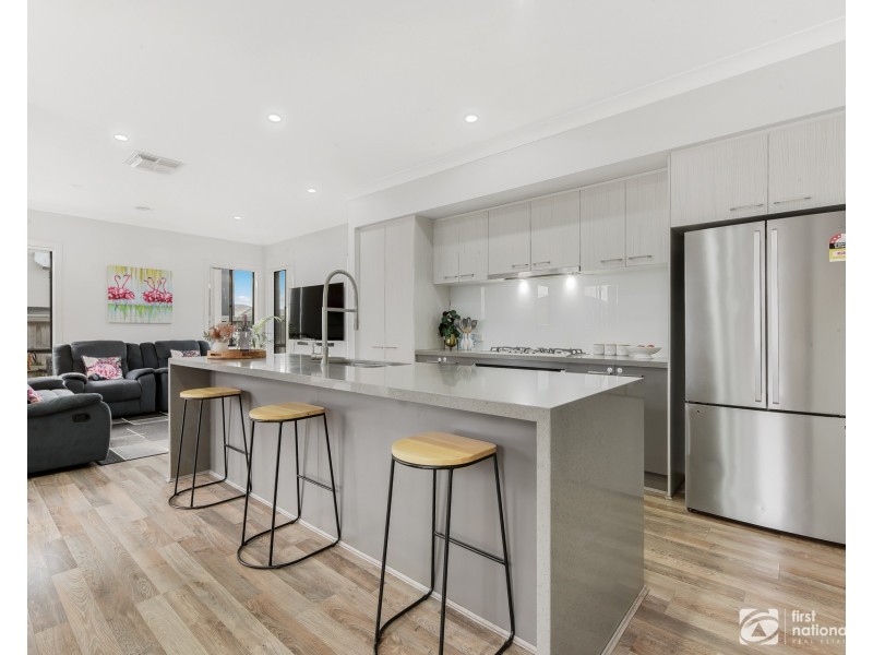 5 Orbit Street, Clyde VIC 3978