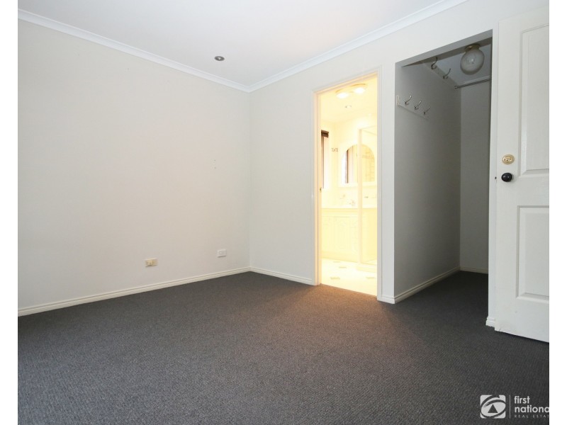 15 Celebration Court, Cranbourne West VIC 3977