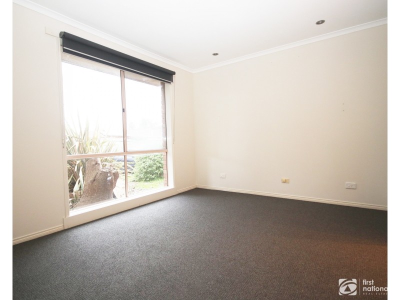 15 Celebration Court, Cranbourne West VIC 3977