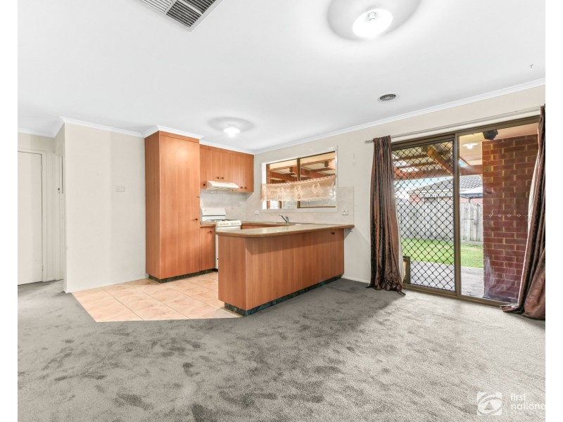 2 Talma Place, Cranbourne West VIC 3977