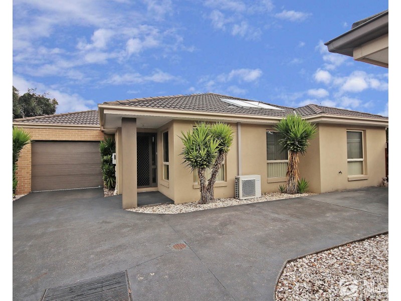 8A Bowen Street, Cranbourne VIC 3977