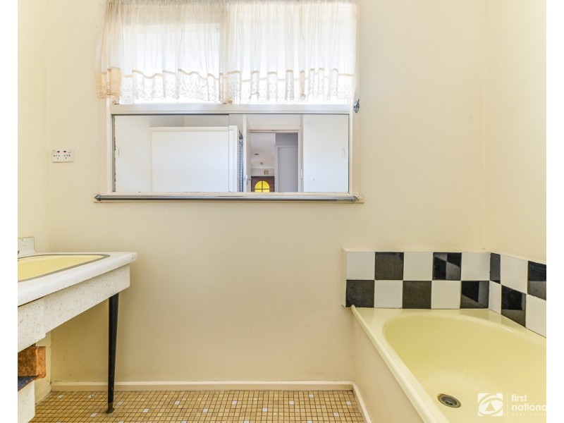 22 Lorna Street, Cranbourne VIC 3977