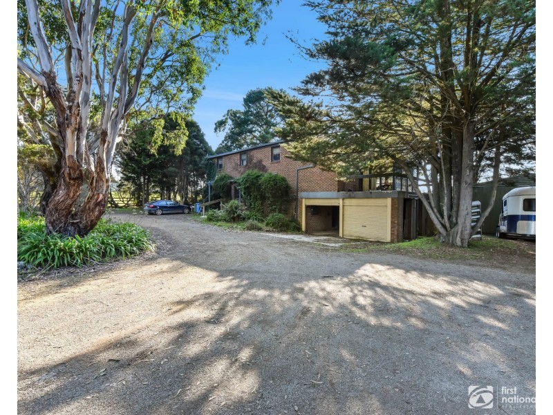 855 Robinsons Road, Pearcedale VIC 3912