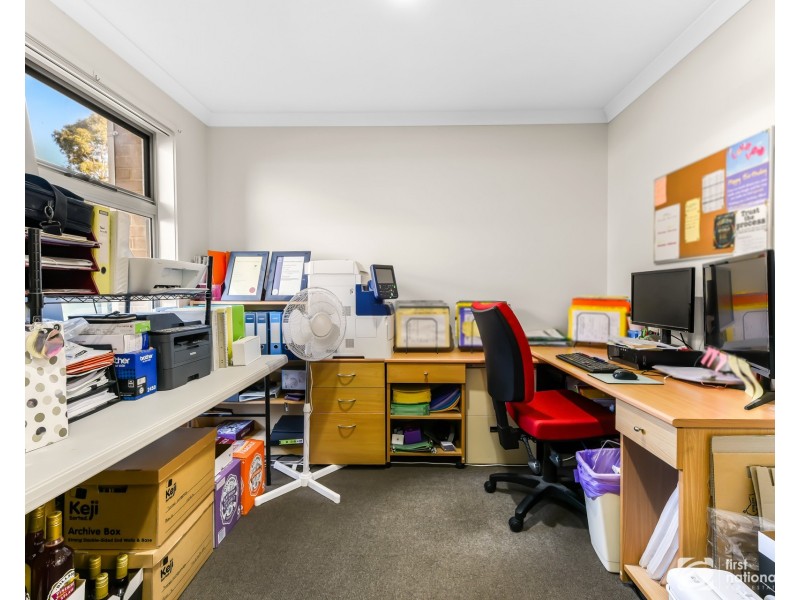 182 Paterson Drive, Lynbrook VIC 3975