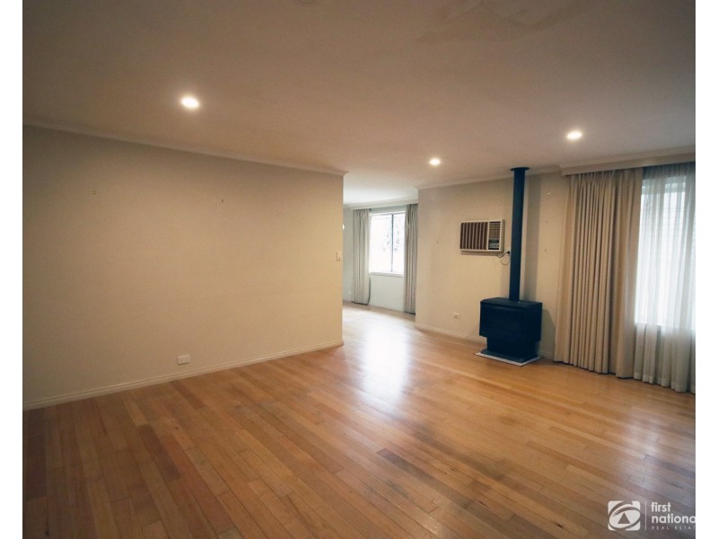 34 Codrington Street, Cranbourne VIC 3977