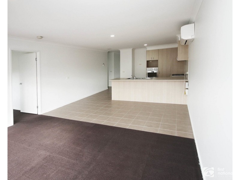 110 Majestic Boulevard, Cranbourne VIC 3977
