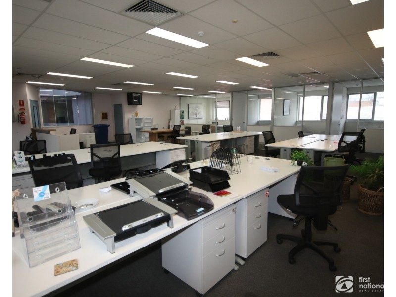 2/77-83 High Street, Cranbourne VIC 3977