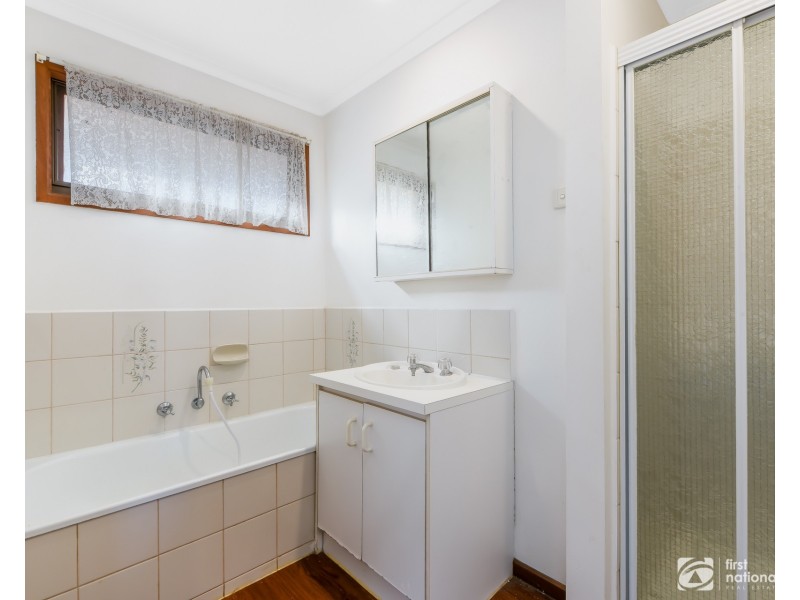 53 Navarre Drive, Cranbourne West VIC 3977