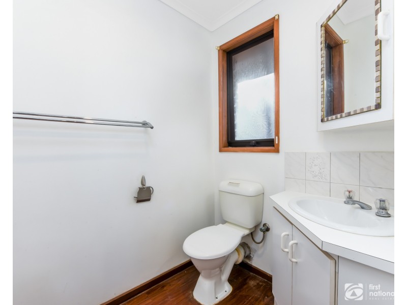 53 Navarre Drive, Cranbourne West VIC 3977