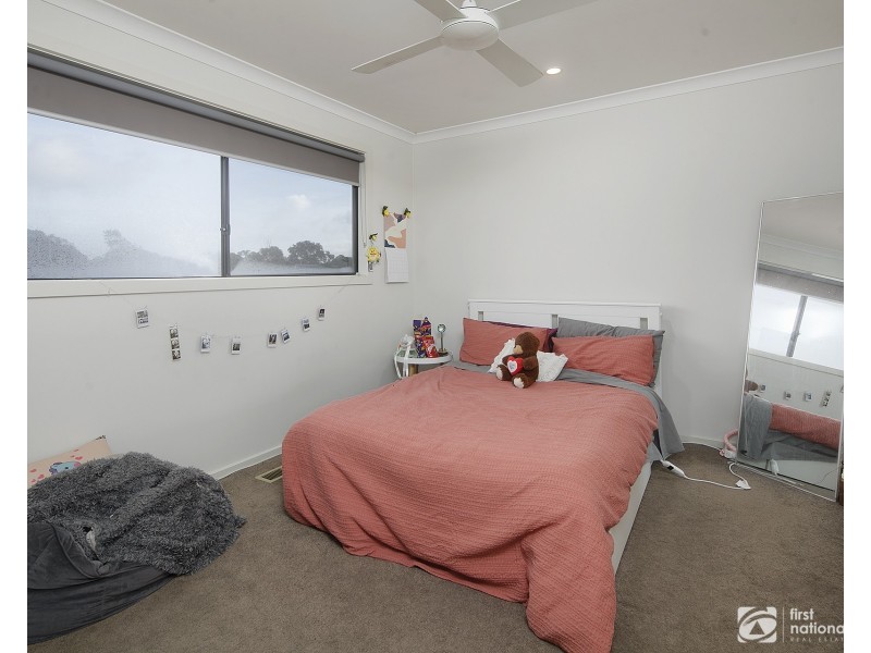 6 Fiorelli Boulevard, Cranbourne East VIC 3977
