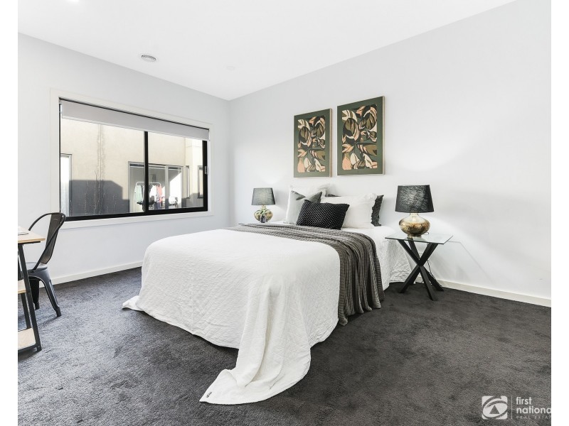 5 Push Pea Way, Cranbourne West VIC 3977