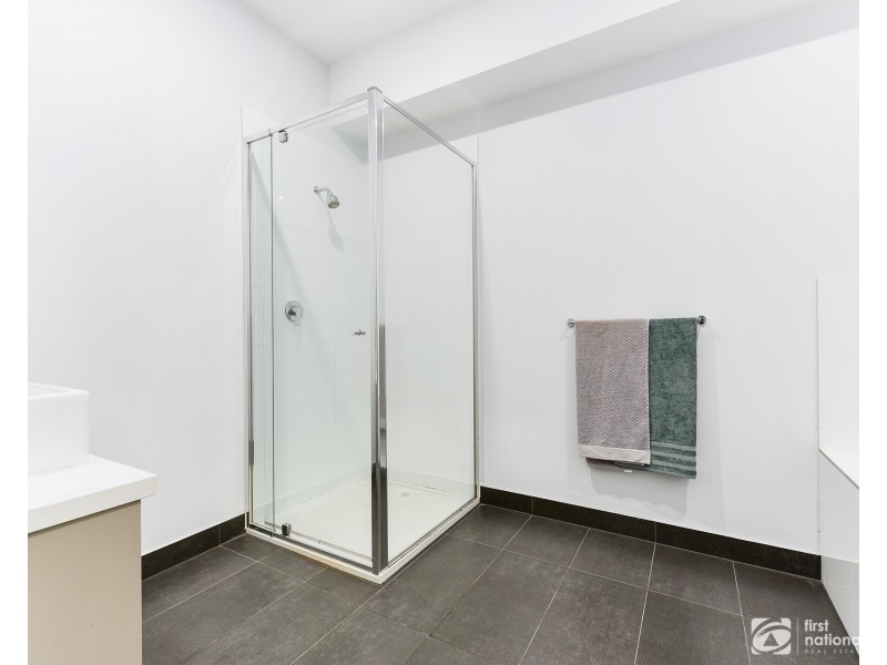 5 Push Pea Way, Cranbourne West VIC 3977