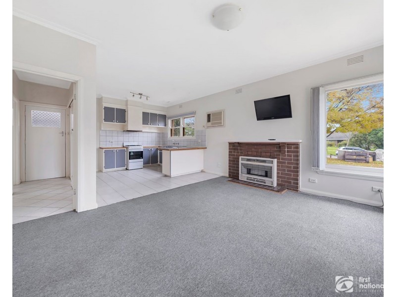 40 Lyall Street, Cranbourne VIC 3977