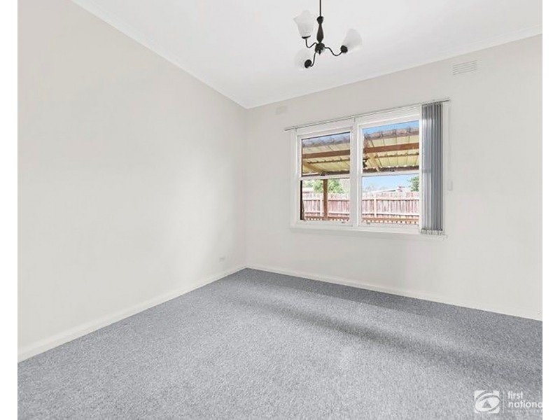 40 Lyall Street, Cranbourne VIC 3977