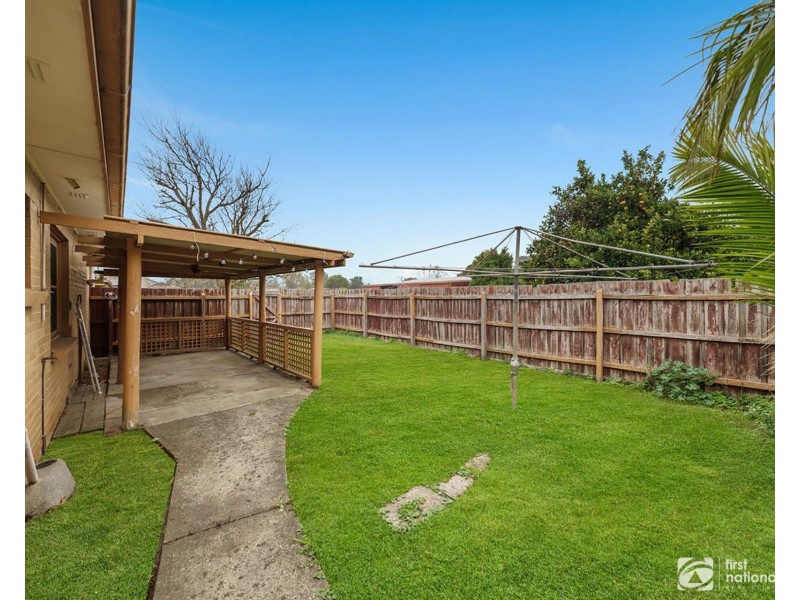 40 Lyall Street, Cranbourne VIC 3977