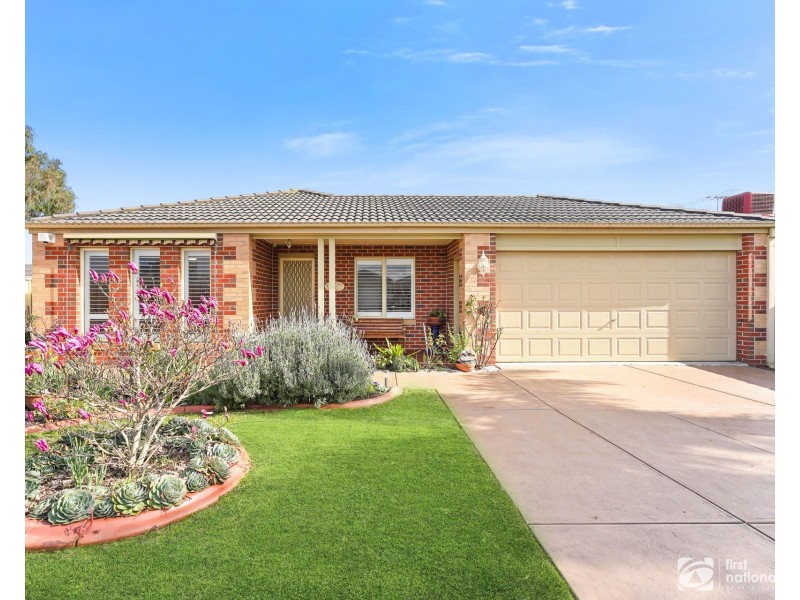 11 Athena Court, Cranbourne VIC 3977