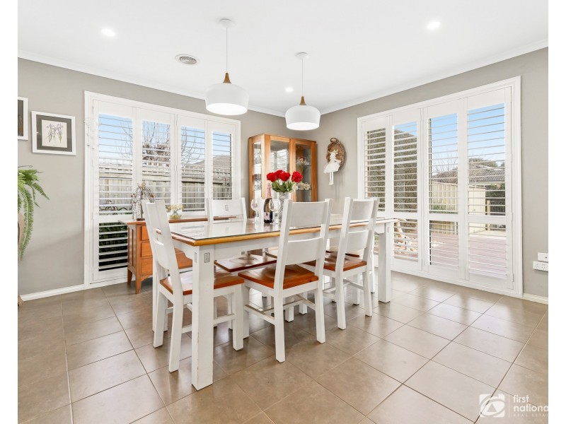 11 Athena Court, Cranbourne VIC 3977