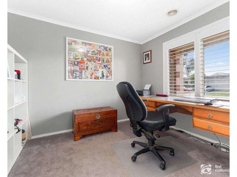 11 Athena Court, Cranbourne VIC 3977