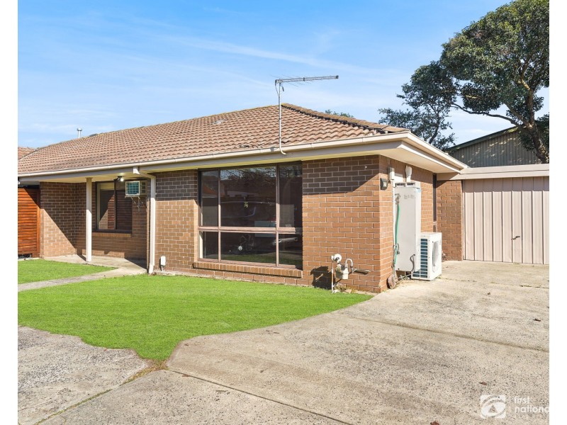 2/22 Walter Street, Cranbourne VIC 3977