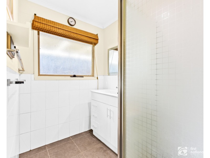 6 Jindalee Gardens, Cranbourne West VIC 3977