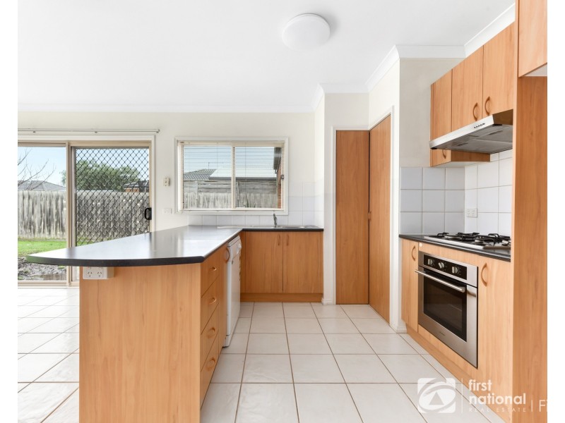 21 Miralie Way, Cranbourne West VIC 3977