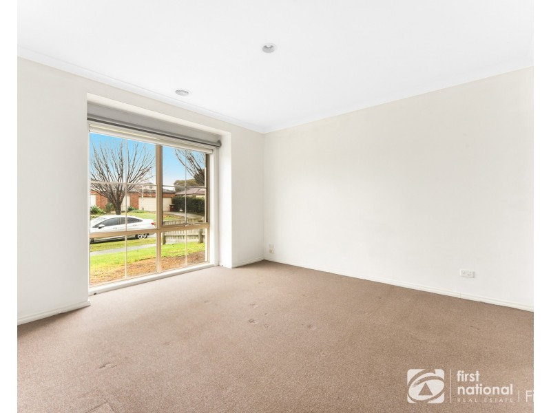 21 Miralie Way, Cranbourne West VIC 3977