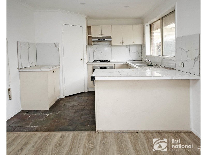 1/14 Phelan Drive, Cranbourne North VIC 3977