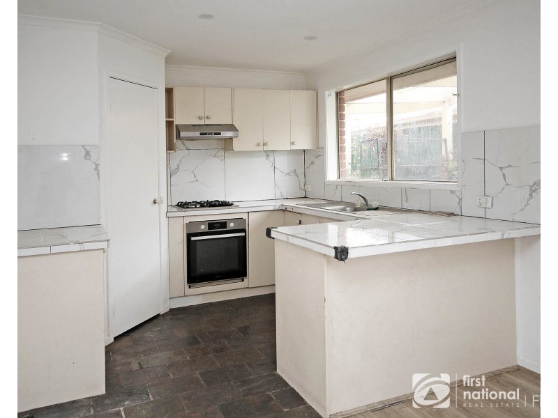 1/14 Phelan Drive, Cranbourne North VIC 3977