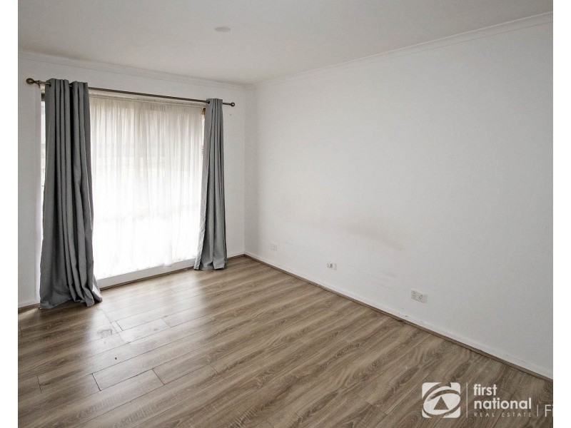 1/14 Phelan Drive, Cranbourne North VIC 3977