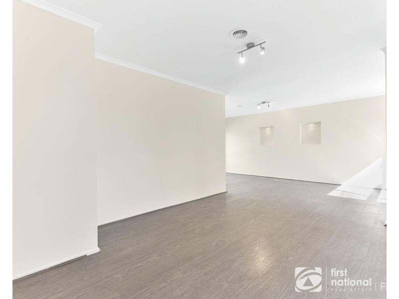 24 Howqua Place, Cranbourne VIC 3977