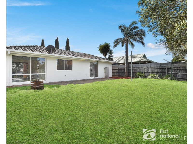 24 Howqua Place, Cranbourne VIC 3977